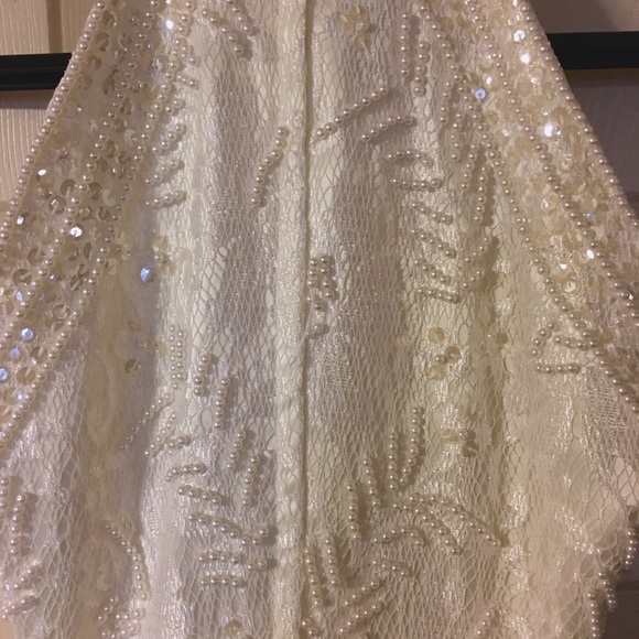 Dreamy Wedding gown - Picture 9 of 16